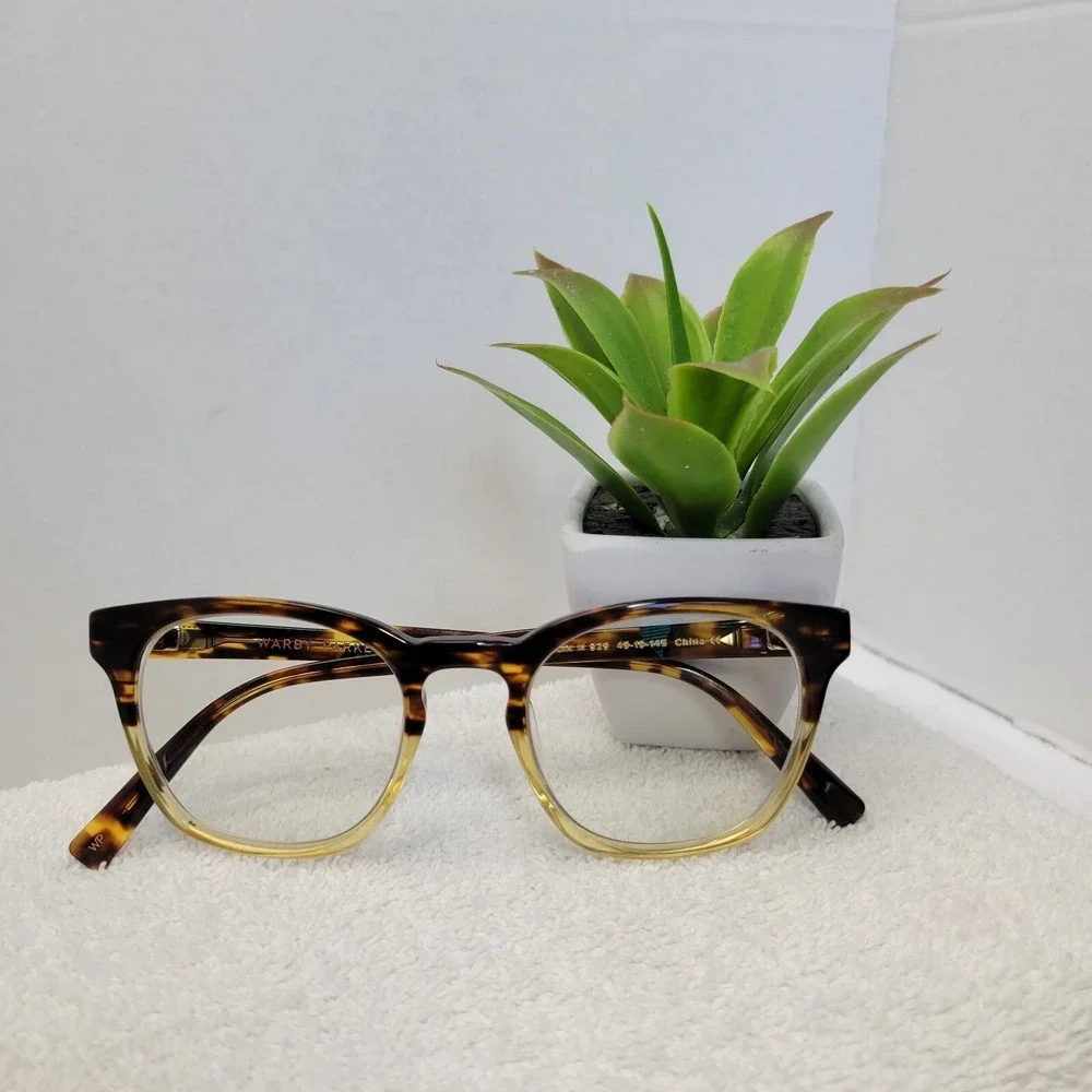 Warby Parker Felix M 929 **FRAME ONLY**Two Tone Tortoise Square Eyeglass Frame